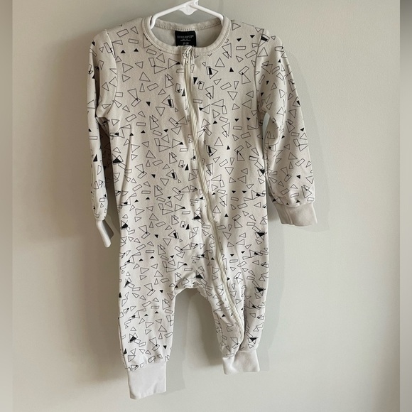 Little Bipsy Triangle 2 Way Zip Romper - Almond Off White - Size 2T - 3T - Picture 1 of 7